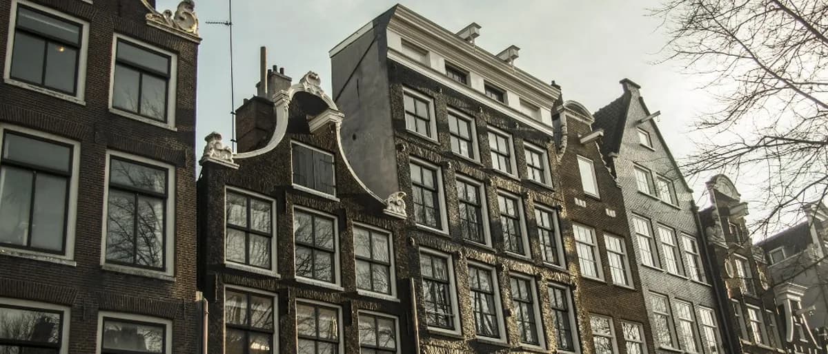 Nederlandse huurcontracten begrijpen: vaste vs. onbepaalde tijd, borgsomregels en waar je op moet letten (2026)